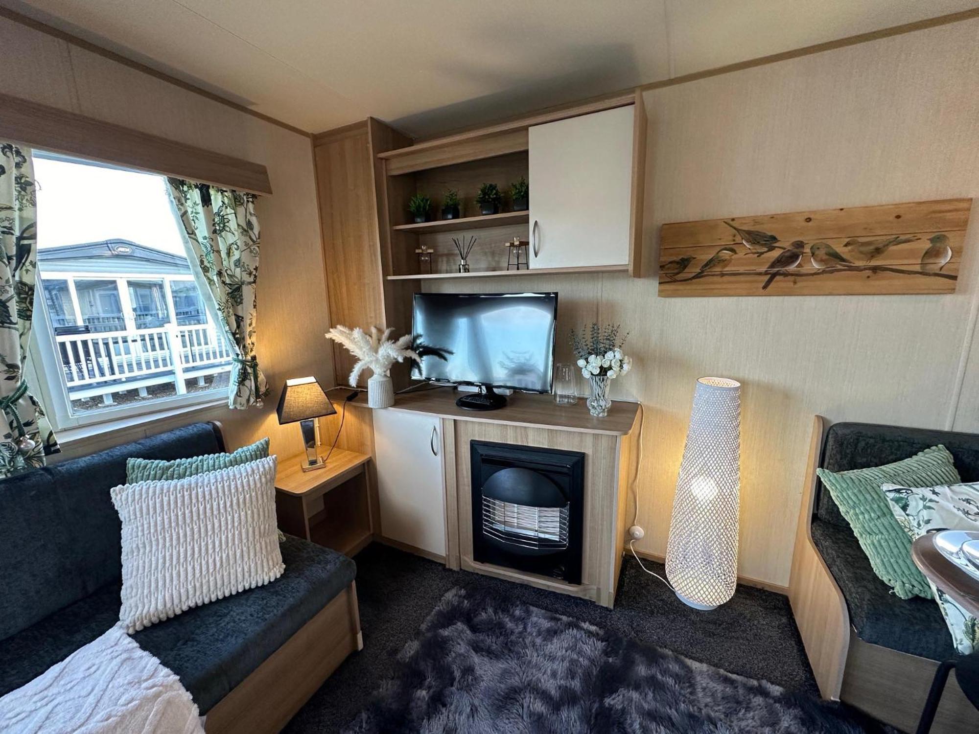 Beautiful 3-bedroomed In *