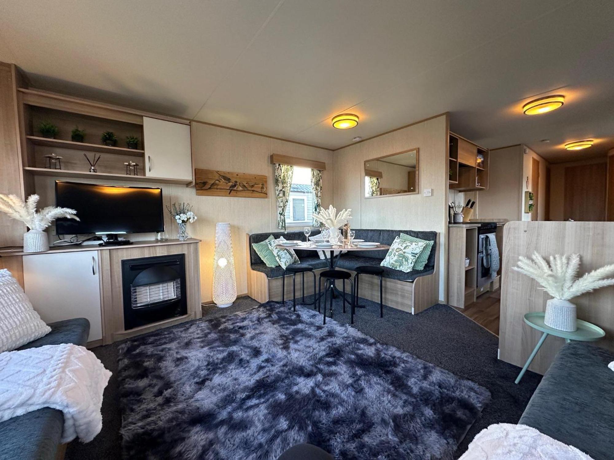 Beautiful 3-bedroomed In *